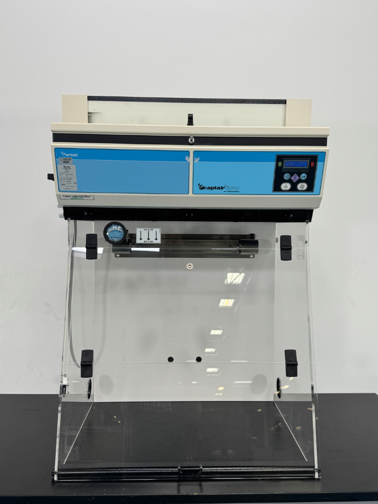 Image of Erlab Captair Flow 321 Enclosed Workspace